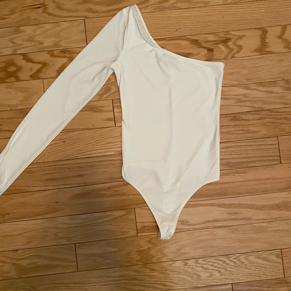 Show Me your Mumu one shoulder bodysuit Size Small